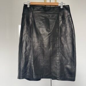 Danier Leather skirt Medium